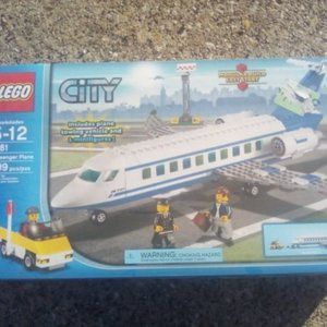 LEGO City 3181 Passenger Plane